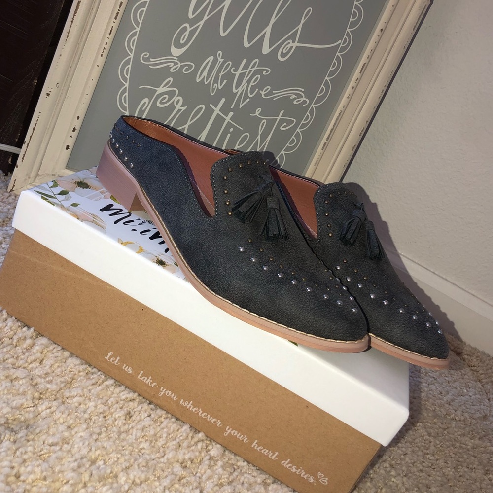 BRAND NEW Adline Studded Loafers